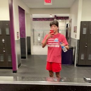 Meet your Posher, Zachary